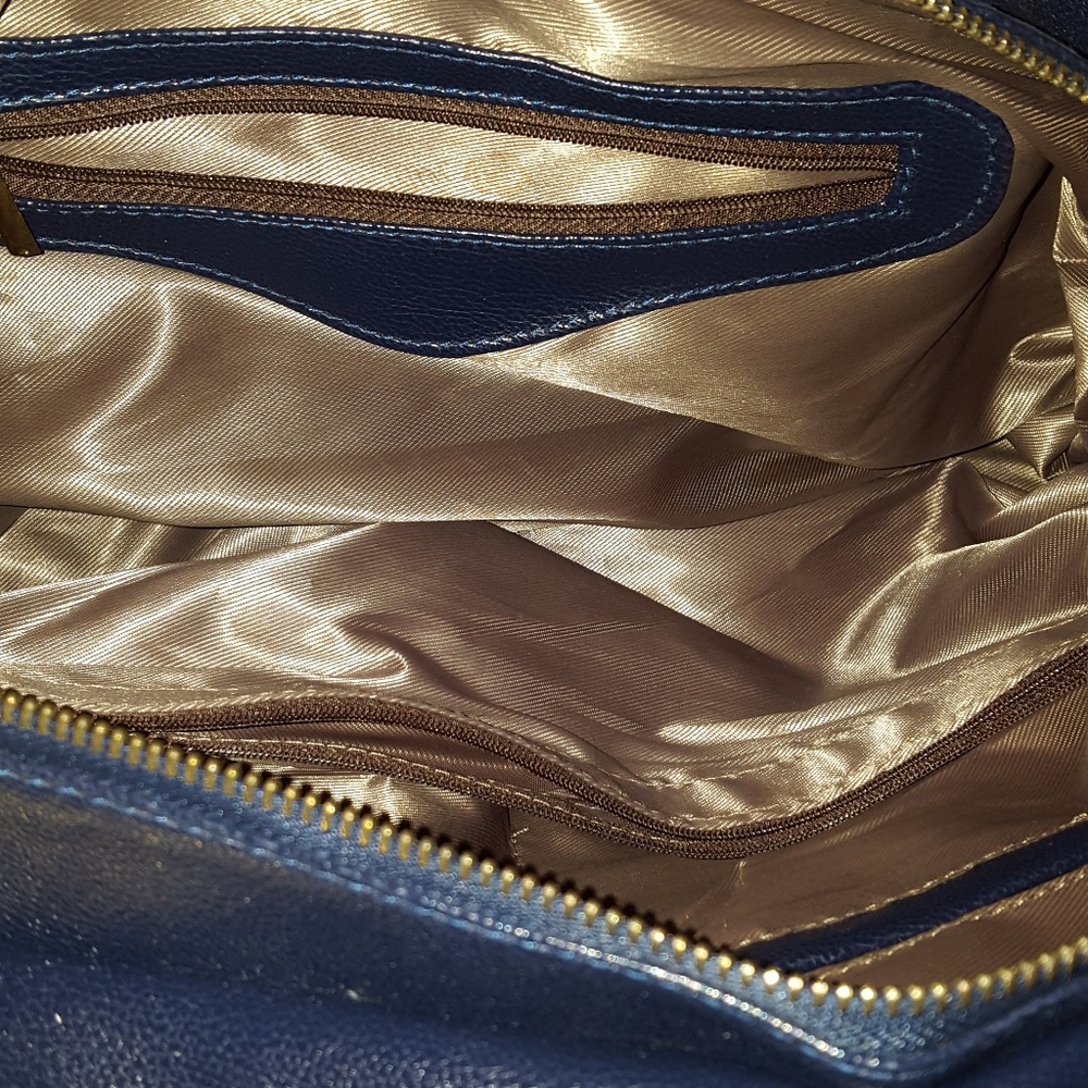 Handbag - Picture 6 of 6